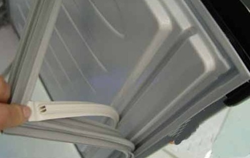 OEM oil resistant Refrigerator Door Seal silicone rubber Plastic Seal Strip