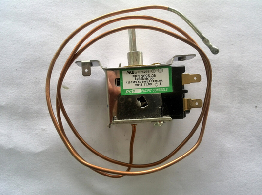 Waterproof and heat resistant refrigeration thermostat  for refrigerator